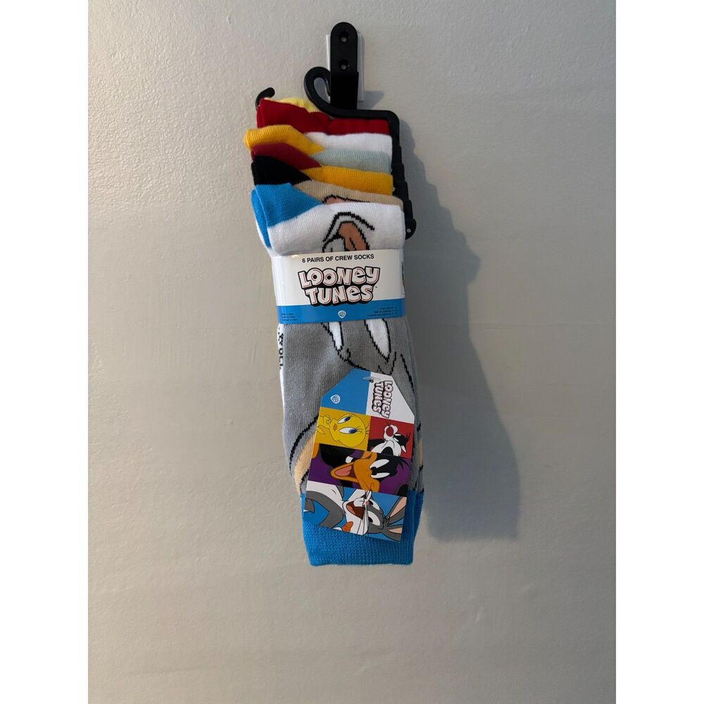 Looney Tunes Crew Socks 6 Pair Pack Bugs Bunny Tweety Daffy Duck New